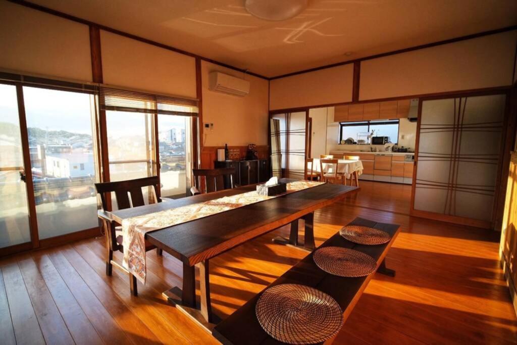 太宰苑 - Dazaien Traditional Japanese Houses ดาไซฟุ ภายนอก รูปภาพ